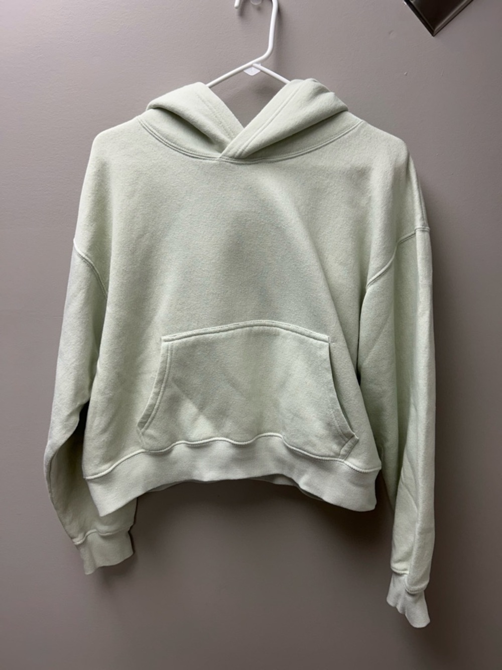J.O & Co Women’s Light Green Cropped Hoodie